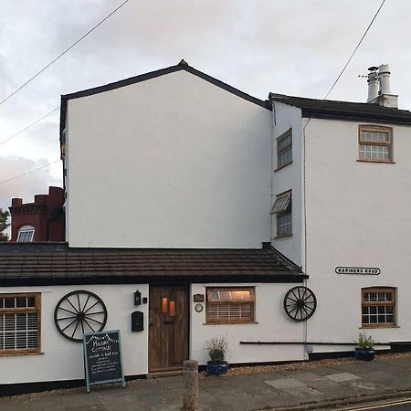Stunning Quirky 2-Bed Cottage In New Brighton ولاسي المظهر الخارجي الصورة