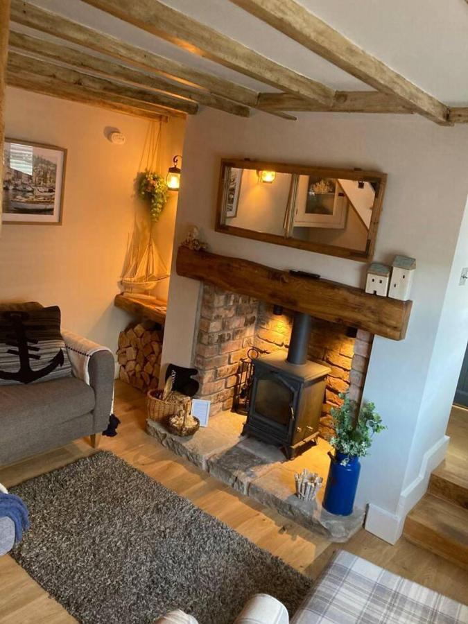 Stunning Quirky 2-Bed Cottage In New Brighton ولاسي المظهر الخارجي الصورة