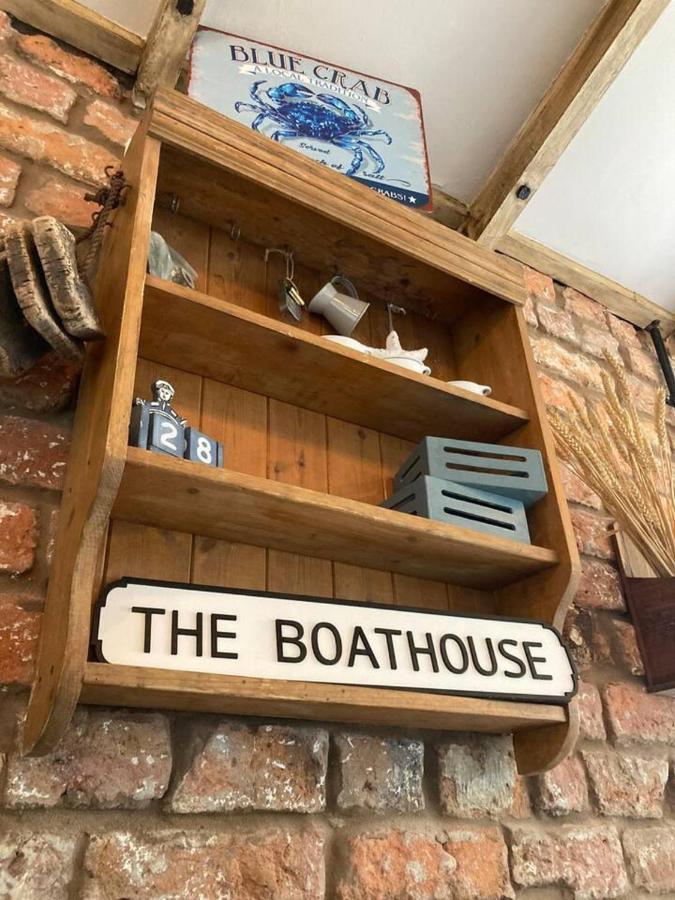 Stunning Quirky 2-Bed Cottage In New Brighton ولاسي المظهر الخارجي الصورة