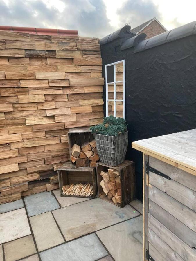 Stunning Quirky 2-Bed Cottage In New Brighton ولاسي المظهر الخارجي الصورة