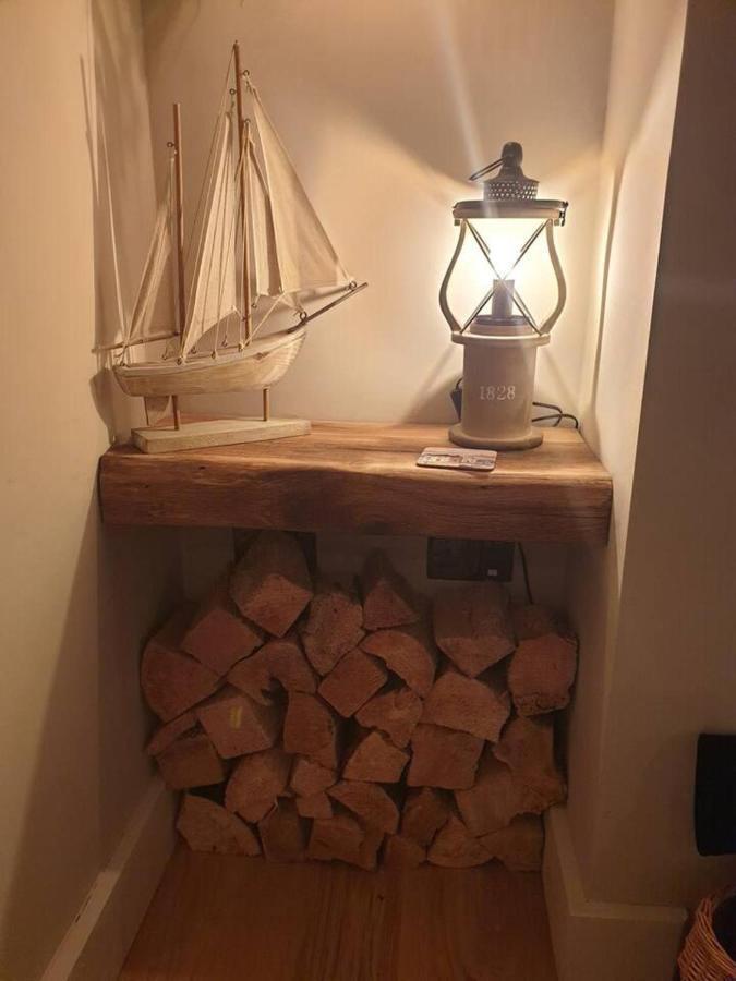Stunning Quirky 2-Bed Cottage In New Brighton ولاسي المظهر الخارجي الصورة