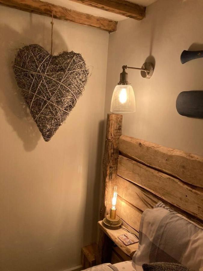 Stunning Quirky 2-Bed Cottage In New Brighton ولاسي المظهر الخارجي الصورة
